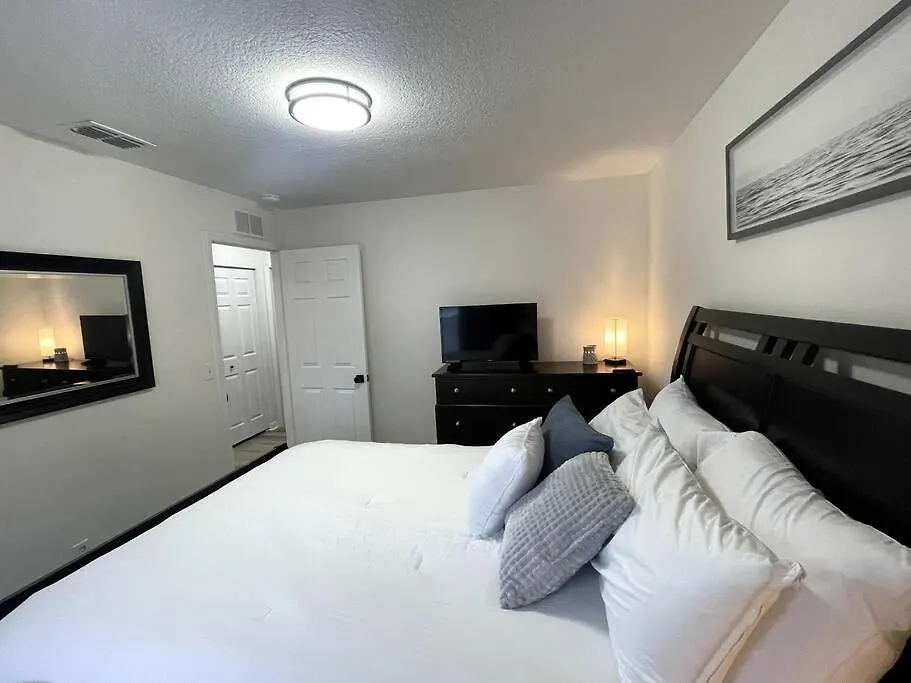 Riverside Riviera At Seminole Heights タンパ